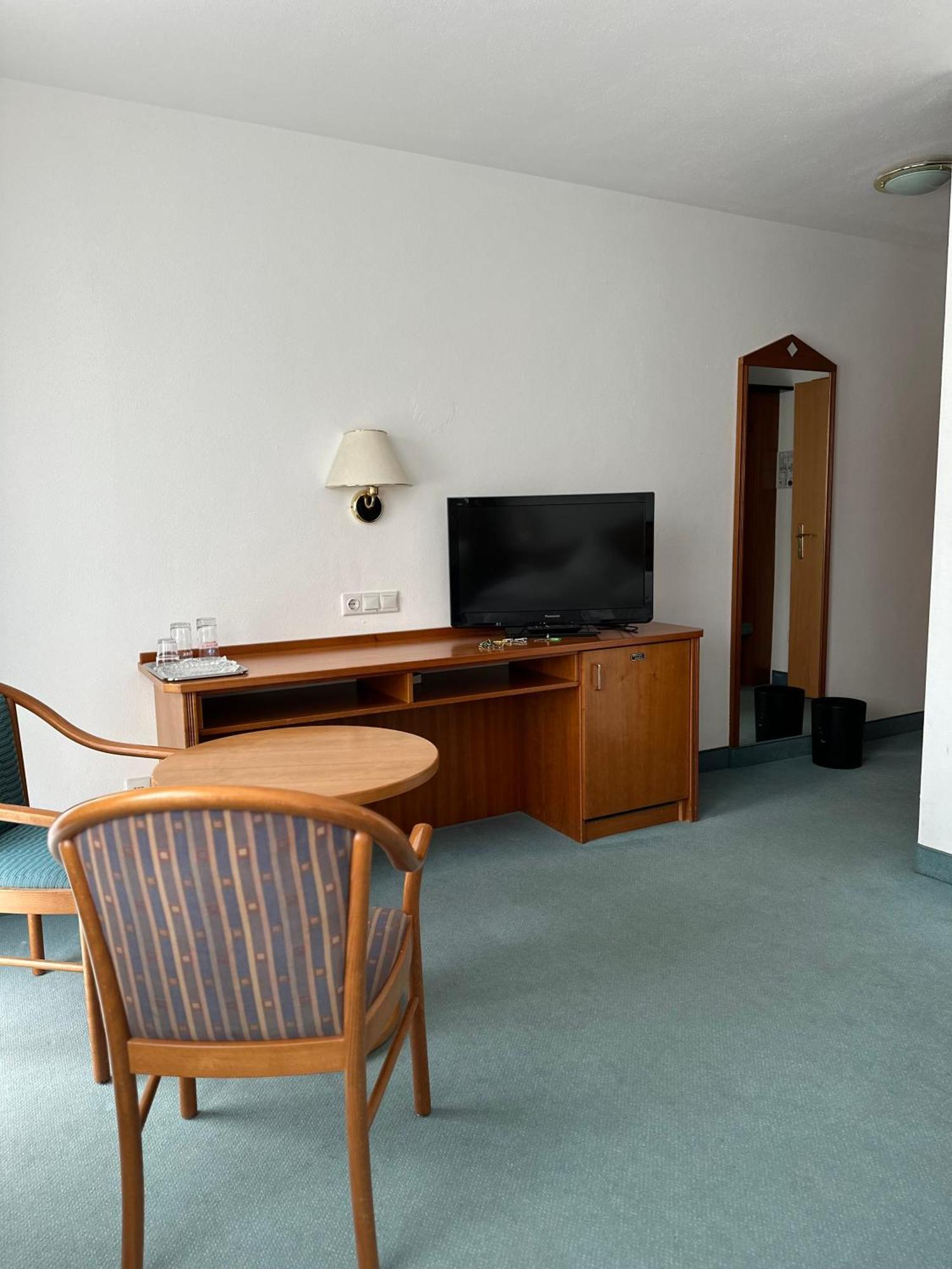 St Hotel Reichertshofen Zewnętrze zdjęcie